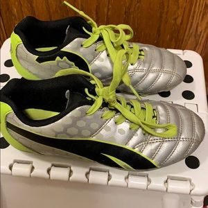 Puma Procat Soccer Cleats